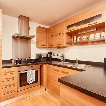 Deluxe City Apt, River Canal View& Free Parking! Leeds  Exterior photo