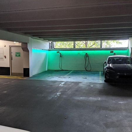 Deluxe City Apt, River Canal View& Free Parking! Leeds  Exterior photo