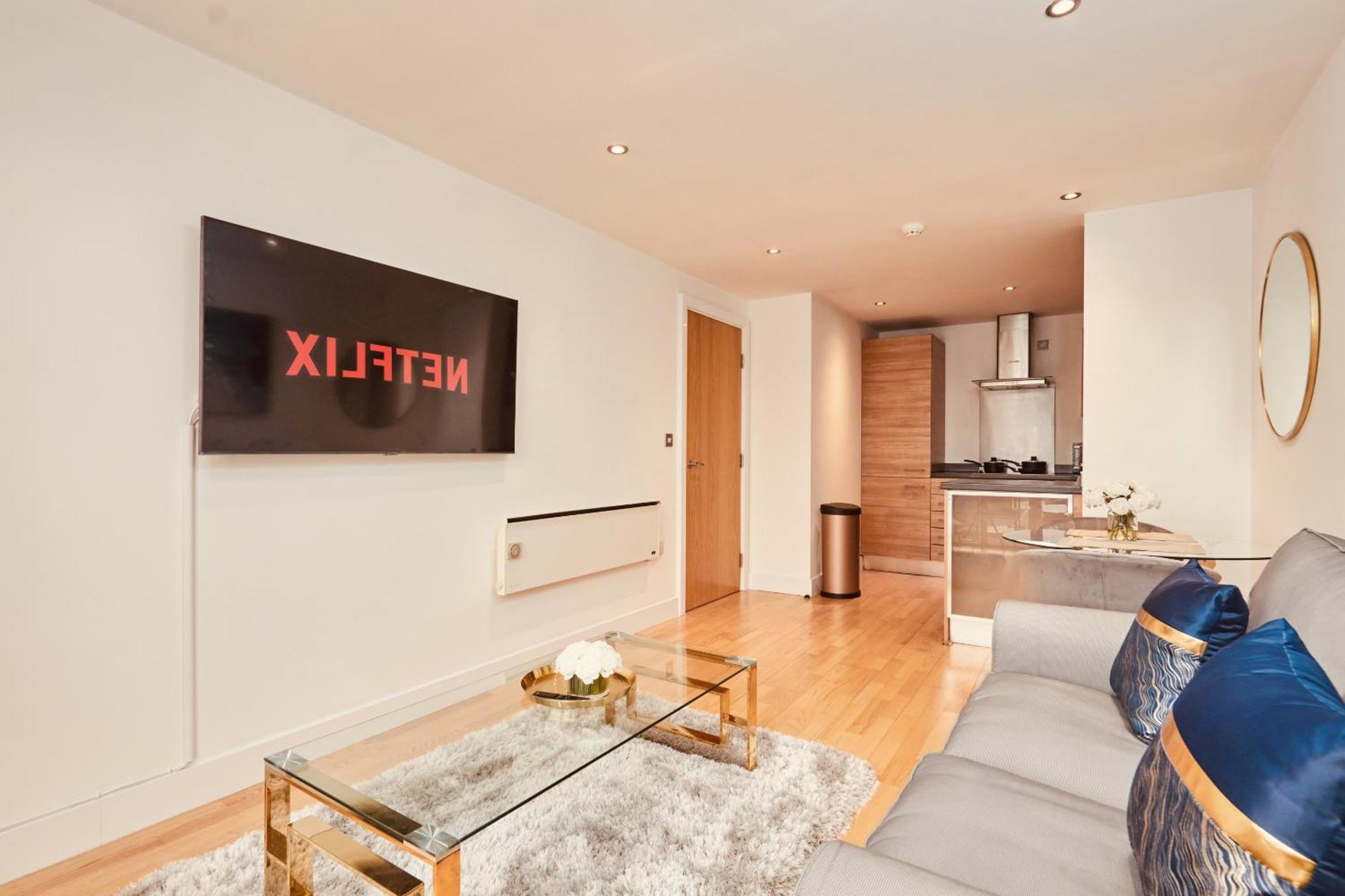 Deluxe City Apt, River Canal View& Free Parking! Leeds  Exterior photo