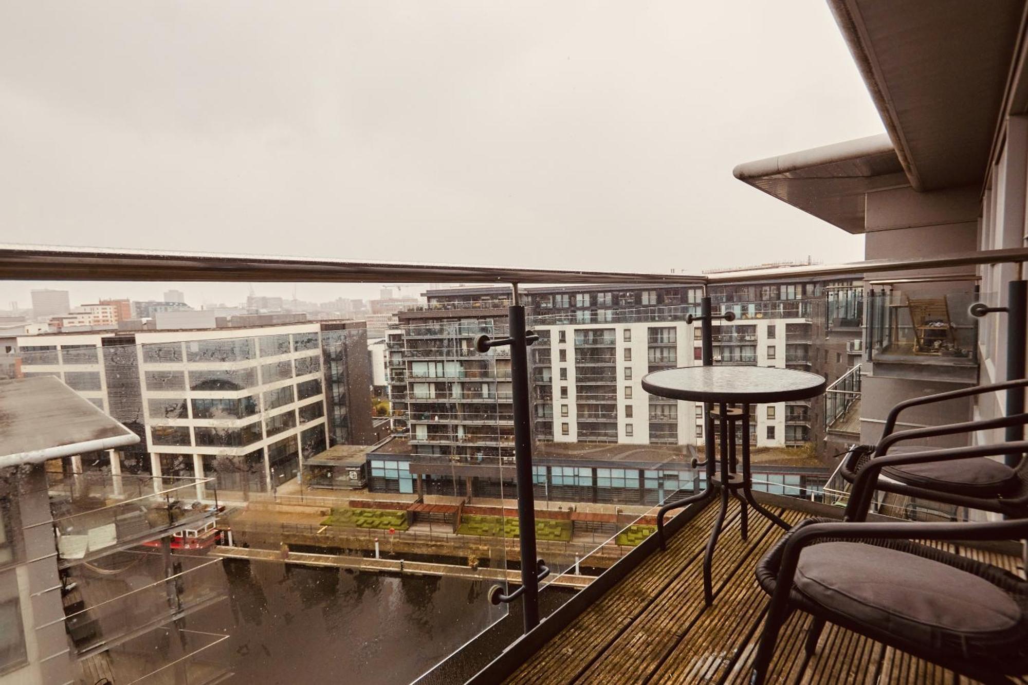 Deluxe City Apt, River Canal View& Free Parking! Leeds  Exterior photo